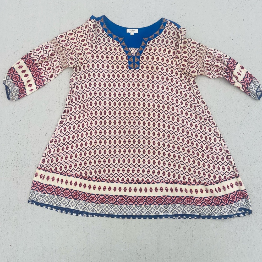 Umgee Cream Tunic Top with Red & Blue Geometric Print - Picture 2 of 4